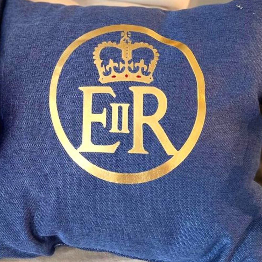 Pillows - Throw Cushions